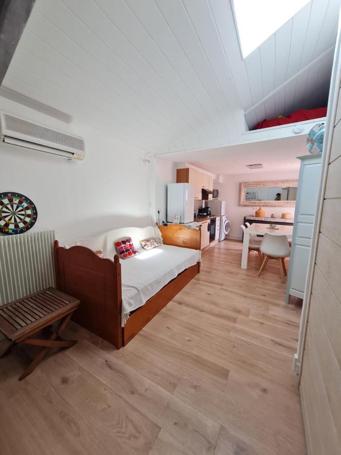 Apartamento Jolie T2, Avec Cour Privee Frontignan Exterior foto